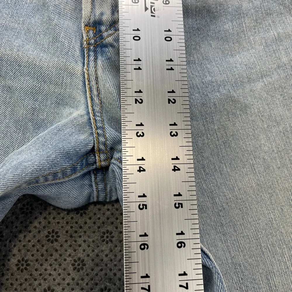 Levis light yellowing
